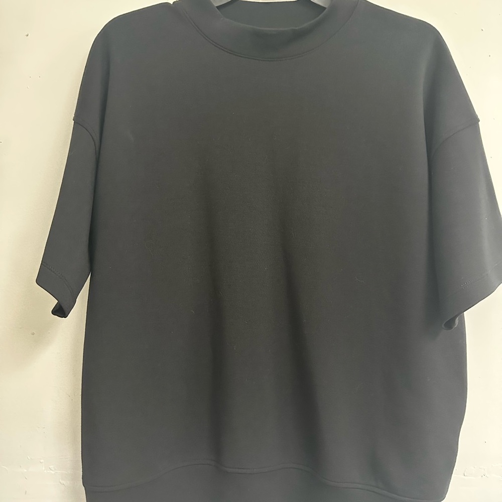 Boutique Rae Mode Elegant Black Women's Blouse